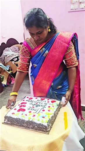 Happy birthday to me#shortsfeed#trending#viral#sadstatus#sadsong#tamil#vlog#outfit#saree#jewels#pose