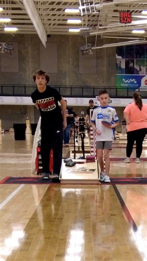 547K views · 4.1K reactions | A little Christmas magic  Samuel Martinez always on point BG Cornhole Kingslayers stay undefeated  Level Up Cornhole <— helps sharpen that mental game American Cornhole League | Cash Chamness | Facebook