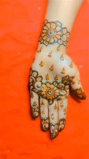 #mehndi #hennadesign #henna #ytshorts #vairalvideo #trending