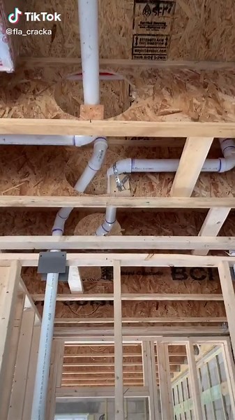 #modelotime #essential #foryoupage plumbers always fucking shit up