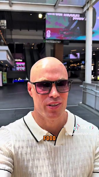 Discover Metro Square: Best Thai Restaurant in Bangkok