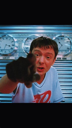 Exploring the Scenes from Human Traffic