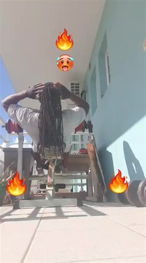 Vidéos de otentik (@mlapilus) avec Check Yo Self - Remix - Ice Cube