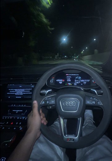 W or L choice? #fyp #cartok #audi #lamborghiniurus #carsofinstagram