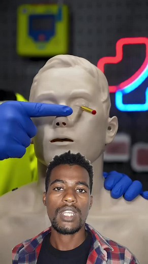 first aid for eye injuries #creatorsearchinsights #nurse #s #habeshatiktok #fyp #viral_video #ethiopian_tik_tok🇪🇹🇪🇹🇪🇹🇪🇹 #medicina #emergency #creat