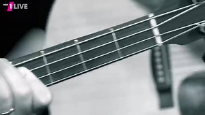 Boys Don't Cry (Acoustic Cover) 1LIVE Source: https://youtu.be/m737vvN-sPU - Jordan | Blink-182 Memes