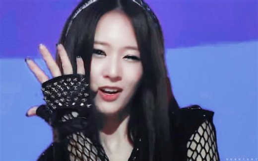 f(x) Electric Shock 现场舞台