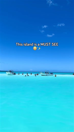 🏝️ Caribbean dreams come true! 🇩🇴✨ https://l.travelpirates.com/ujnjq The Samaná Peninsula in the Dominican Republic is a true paradise – turquoise sea, endless palm trees & pure relaxation. 🌴☀️ We've found a hotel with 7 pools and 3 nights with flights = $524 🤯 📹 TT: @tamara.lipinska, TT: @fai32323 | Travelpirates.com