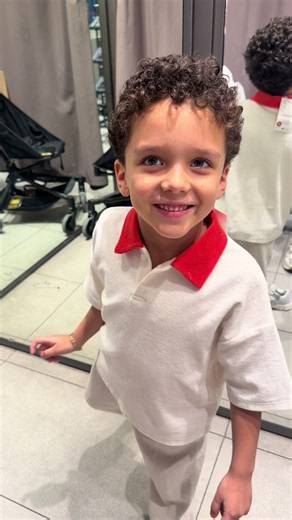 No sé cuánto tiempo más me va a dejar escogerle la ropa🥹 Amo ser tu mamá🤍 #momboy #zara #mom #arizona #mamaehijo