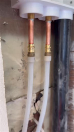 installing an Oatey quadtro laundry box with pro press transitions to cold expansion pex #NothingButHeavyDuty #OateyAmbassador_fix_001 #MilwaukeeTool | Lynette Varney