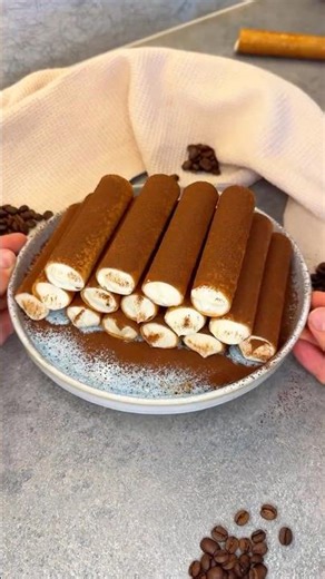 The HEALTHIEST High Protein Cannelloni Tiramisu For Cutting! ☕️💪🏼 #highprotein #tiramisu #shorts