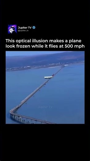 This Plane Looks Frozen 🥶