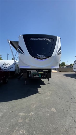 Sorry for lagging on videos enjoy this beautiful toyhauler #jayco #richardsonsrv #traveltiktok #glamping #rv #rvlife #toyhauler #offroad
