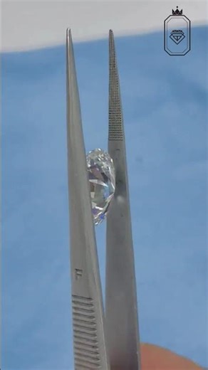 VT Luxurious IGI Certified Three Carat Oval Shape Lab Grown Diamond. #diamond #diamondring #ring