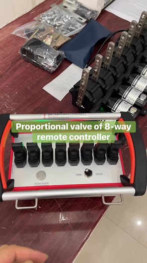 8-channel remote control proportional valve Crane wireless proportional valve remote control factory,12v24vWireless proportional remote controller of crane,Elevate control with crane remote control! Experience precision and safety at your fingertips，Manual operation and remote control 500 meters The manufacturer of crane wireless remote control supports customization, preferential price and guaranteed quality, and sincerely invites agents from all over the world.#crane #cranetruck #cranes #crane