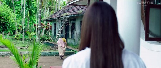 Alone (2015) New Hindi Horror Movie Official Trailer - Bipasha Basu, Karan Singh Grover