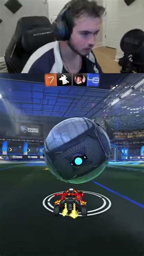 ‪@amustycow‬ vs ‪@Clix‬ - RL vs Fortnite! #musty #rocketleague #mustyflick #fortnite #rlclips #clix