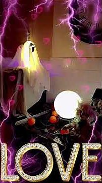 Mels Snapchat video 📹 Halloween Decorations October 2025
