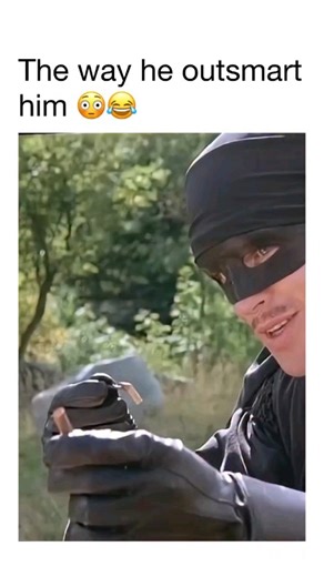 Favour Ogbonna on Instagram: "Dr sturgis what you doing here? 🎥 The Princess Bride: An elderly man reads the book “The Princess Bride” to his sick and thus currently bedridden adolescent grandson, the reading of the book which has been passed down within the family for generations. The grandson is sure he won’t like the story, with a romance at its core, he prefers something with lots of action and “no kissing”, but he lets grandfather continue, because he doesn’t want to hurt his feelings. The