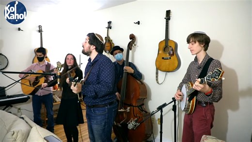🕯️ Tonight is night 7 of Chanukah 🕯️ Sharing a unique take on a classic — Mi Yimalel in a bluegrass style 🎻🌾 A reminder that the Chanukah story can be told — and sung — in many beautiful ways. ✨🕎 | Congregation Beth El