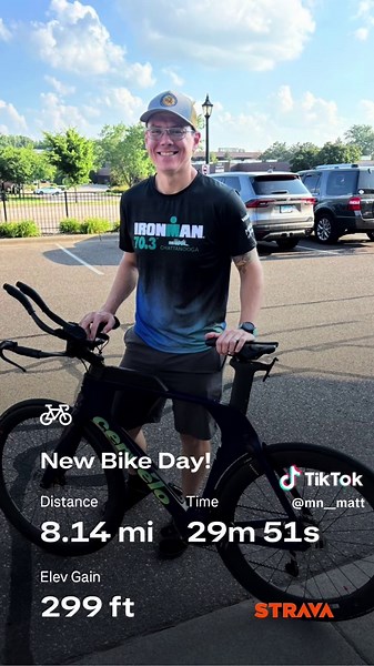#NewBikeDay Cervelo P-Series Ultegra Di2 in Deep Dahlia courtesy of Now Bikes! #trainhardlaughharder #midlifetrisis #triathlontraining #cervelo #cervelopseries