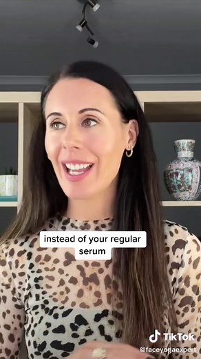 Over 40? You have to do these 4 facial exercises! They are actually great for any age so have a try 🙌 This video is from my YouTube channel Face Yoga Expert (make sure you subscribe for free so you can see my videos I post on there 3 times a week) Hope you enjoy this 7 minute class 😘 #faceyoga #faceyogaexpert #over40 #over40andfabulous #faceyogaroutine