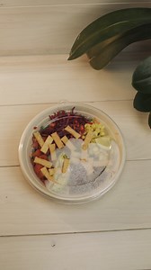 20 reactions | we got you for meal prep during the busy holiday season  order now: orders.freshii.com 盧 -- laisse-nous préparer tes repas lors du temps des fêtes pour le rendre moins stressant  commandez maintenant: orders.freshii.com 盧 | freshii | Facebook