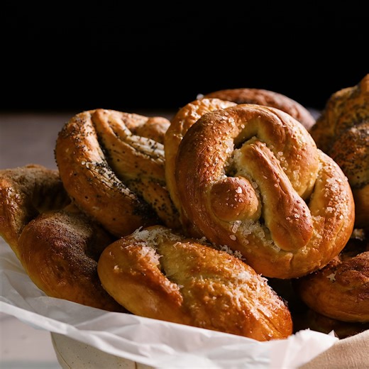 Easy Homemade Pretzels