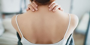 Dr. Pimple Popper Just Drained A Woman's Back Cyst Like It Was NBD