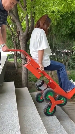 153K views · 799 reactions | Six-Wheel Electric Stair-Climbing Machine The Six-Wheel Electric Stair-Climbing Machine is designed to make heavy lifting effortless. Whether you’re moving boxes, appliances, or luggage, this powerful mobility device glides smoothly over stairs with minimal effort. Perfect for home, office, or industrial use — saving time, energy, and strain. Credits: Forklift su /TT #SmartTech #MobilitySolutions #Innovation #climbing #stairclimber | Lovely Madiaa | Facebook