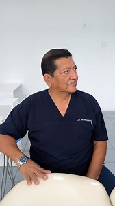 😬🦷 ¿Dientes chuecos o brackets? Dejar los dientes chuecos no solo afecta tu sonrisa 😕, también dificulta la limpieza y aumenta el riesgo de caries y problemas de encías 🦠 Los brackets no son solo estética ✨: alinean, mejoran la mordida y cuidan tu salud dental a largo plazo 😁🪥 Invertir en ortodoncia hoy es evitar problemas mañana 💙💪 #odontología #brackets #ortodoncia #dentistaentiktok #caries #odontologiaen1minuto #saluddental #prevencióndental #dientessaludables #dientes #dentistaperú #