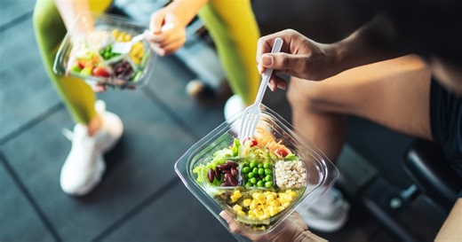 3 nutrition tips to build strength and fuel your workout, according to a dietitian