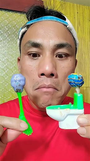 Satisfying ASMR with American Dubble Bubble Gum