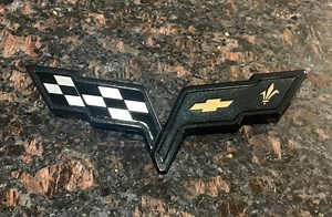 Carbon Flash Metallic OEM emblems - CorvetteForum - Chevrolet Corvette Forum Discussion