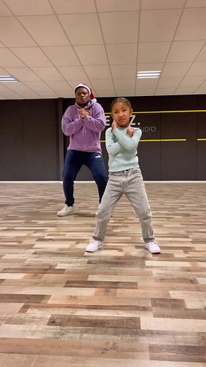 petit Afro op TikTok