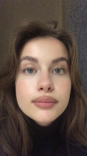 Exploring Indoor Portraits: A Study in Stillness