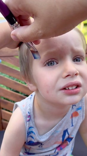 Face Painting on Instagram: "Check out this adorable dinosaur face painting! #facepaint #facepainting #facepainter #dino #dinosaur #facepainttutorial #facepaintingtutorial #easyfacepaint #thepaintedturtlefacepainting #thepaintedturtle"