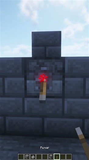 How to make a shield-punching skeleton in Minecraft! #shorts #minecraft