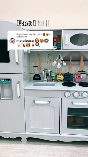 Delicious Cooking with Toy Kitchen Set