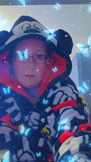 Stephanie (@stephanieannledwards)’s videos with original sound - Stephanie