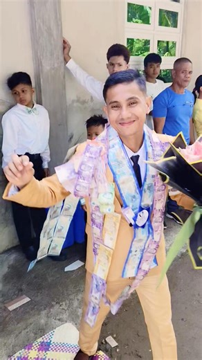 Congratulations to the newlyweds Cas Ocampo and Lala Hipa Hisita! Wishing you a love as passionate and beautiful as the Pantomina dance, a traditional Bicol courtship dance that's often part of Filipino weddings, symbolizing love and commitment. May your bond grow stronger with each passing day! 😊❤️❤️❤️ #Pantomina #Newlyweds #marriedcouple | Abang Lingkod