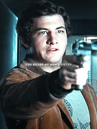 Ready Player One:Wade hijacked Nolan in the Oasis.