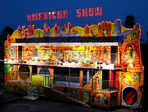 FUN HOUSE - Emiliana Luna Park