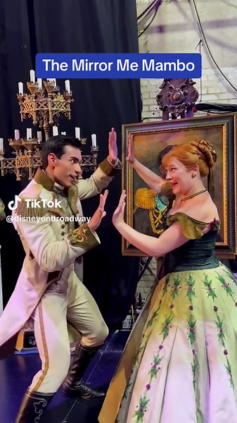 Writing some of these down in case we go to a coronation next year... 👀✍️ #frozen #disney #dancemoves #dancing #dancetok #choreography #theatretok