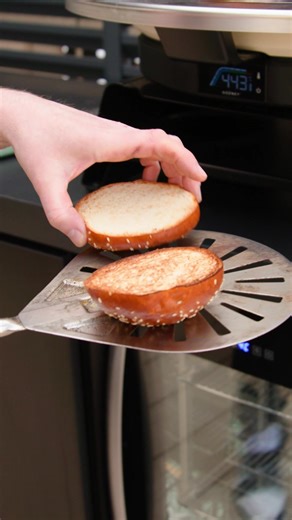 The possibilities are endless when it comes to the Arc XL. Create smash burgers and much more all year long with it's precision controlled lateral flame. Find the Gozney oven for you online now. -- #Gozney #CookDifferent | Gozney
