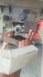 158K views · 1.1K reactions | Easy way to replace leaf spring bushing Isuzu Elf #leafspringbushing #maninoywhite #mech | Maninoy White | Facebook