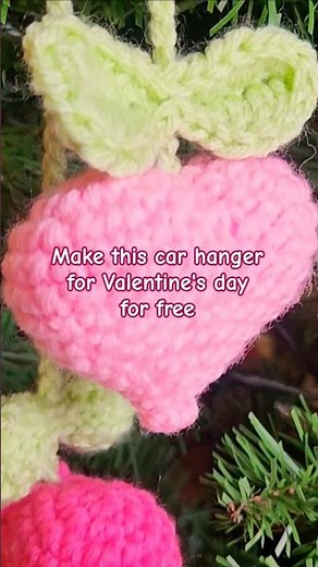 Free crochet car hanger tutorial 💕 #youtubeshorts #crochet #carhanging