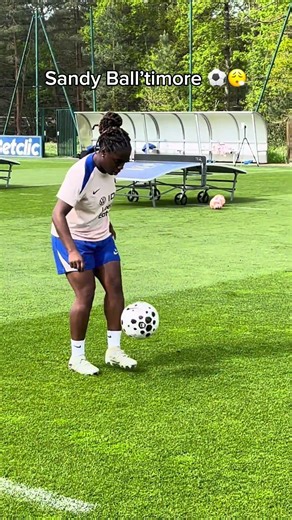 Sandy Baltimore dans ses oeuvres ! #football, #technicalskills