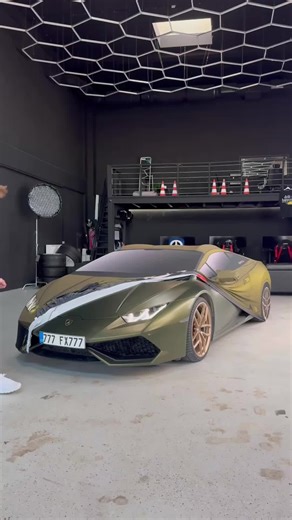 Custom covers in bio 😏🚀 #custom #lamborghini #gtr #supercar #carcover