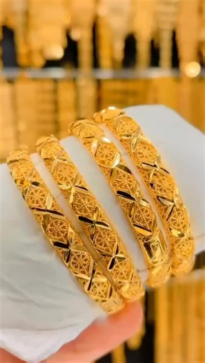 Gold Jewellery Collection